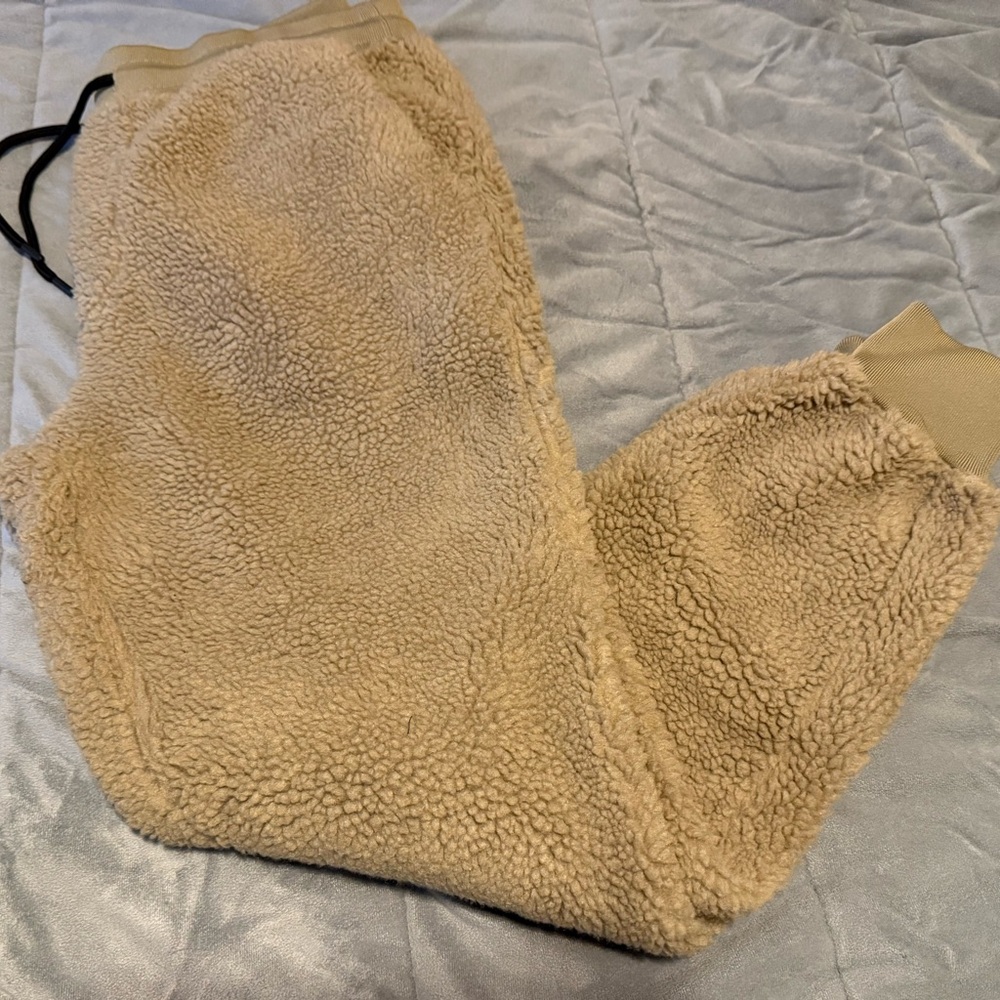 Forever 21 Tan Sherpa Joggers